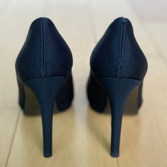 NEW IN BOX Stuart Weitzman Black Platform Heels Pumps Size 7.5 Made in Spain - Picture 3 of 9